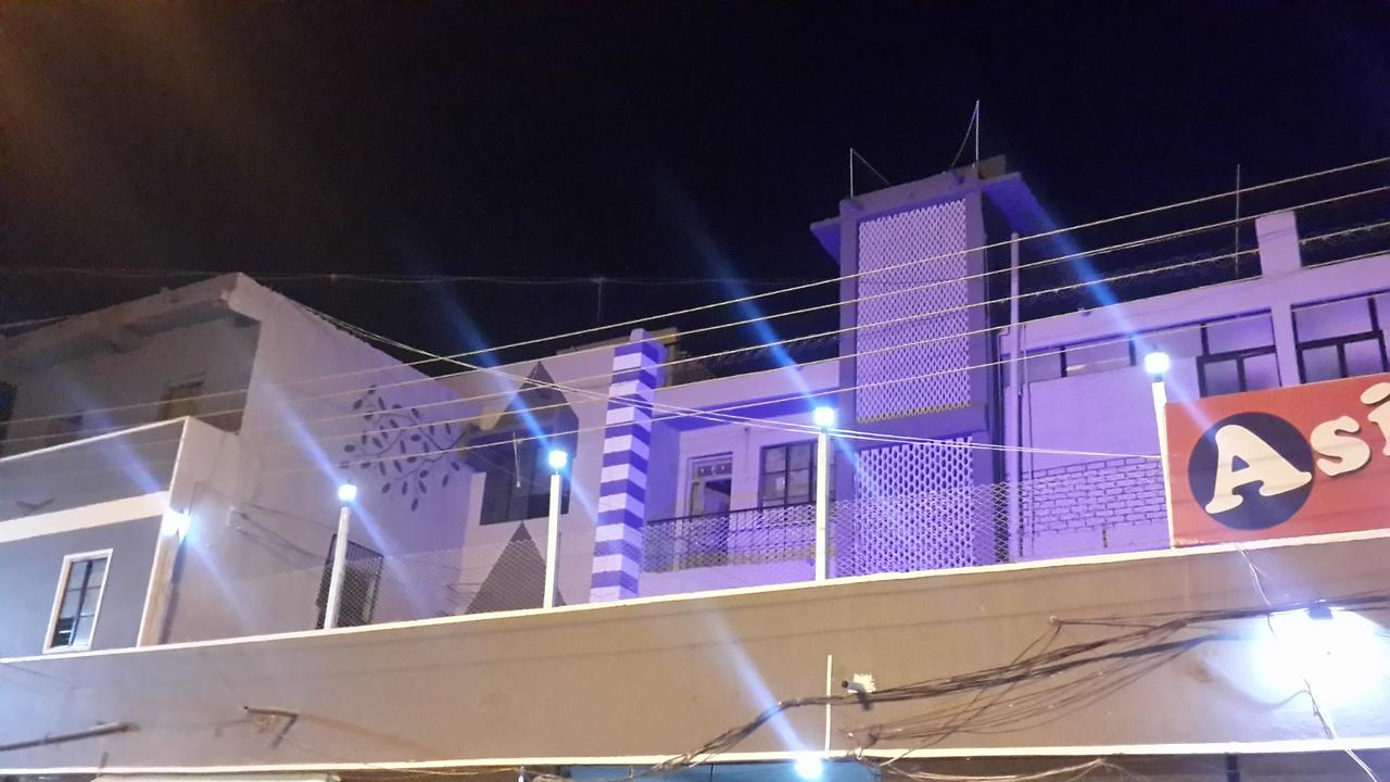 Asia Lodge Near Railway Station Aurangabad  Zewnętrze zdjęcie
