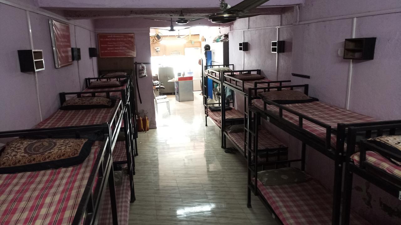 Asia Lodge Near Railway Station Aurangabad  Zewnętrze zdjęcie